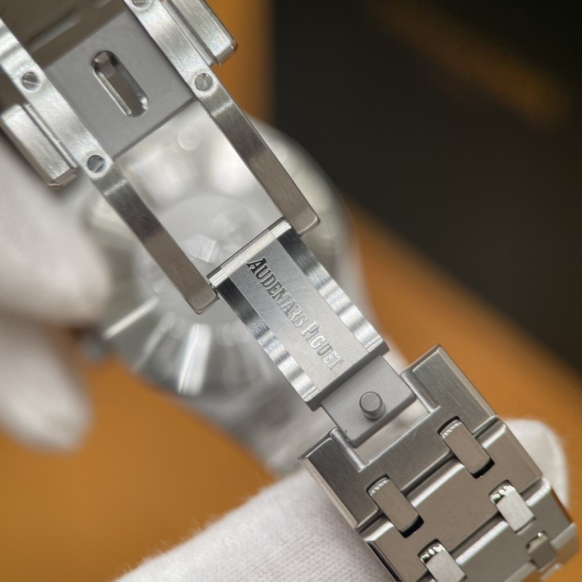 audemars piguet watch - 67651ST.ZZ.1261ST.01