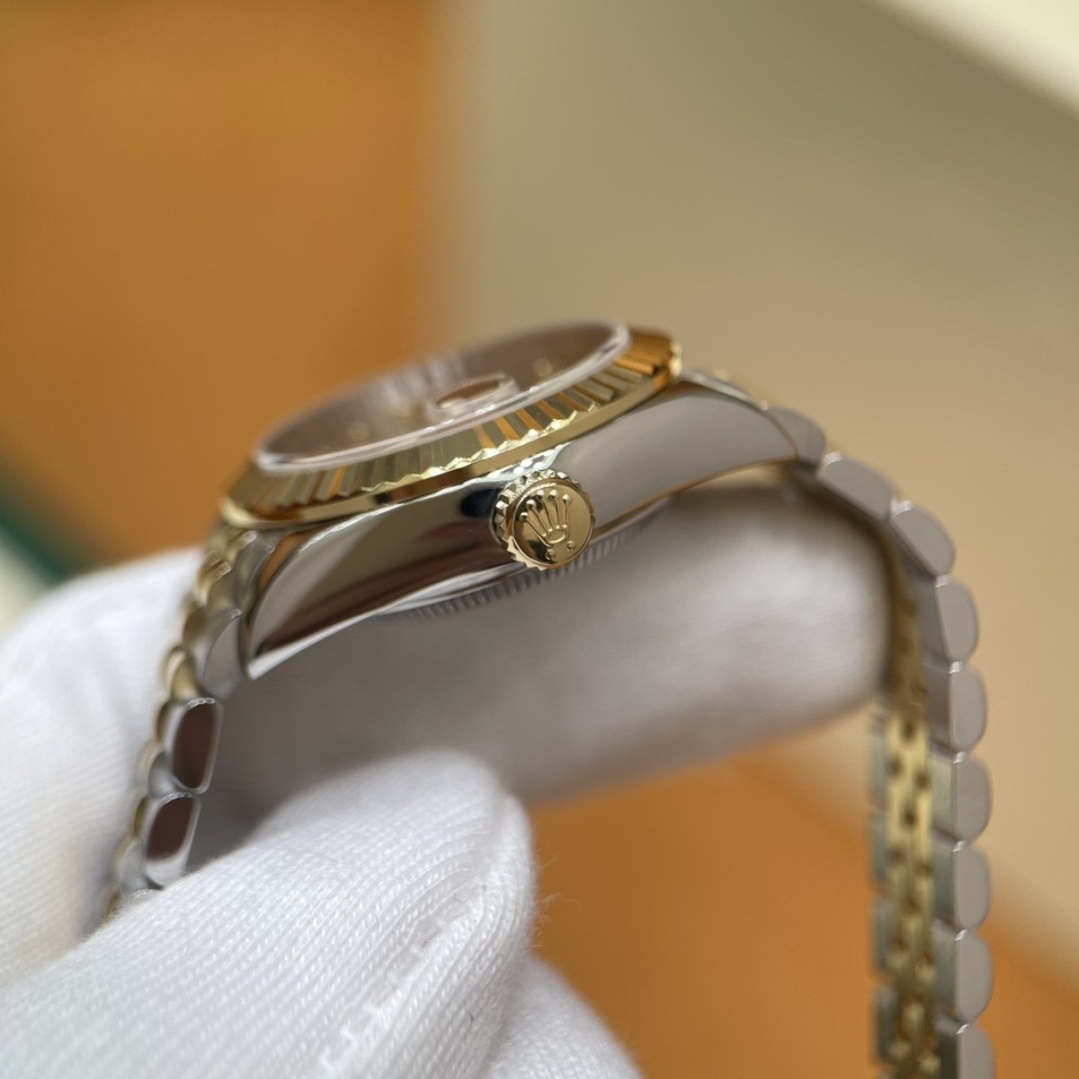 P4300 - m279173-0003