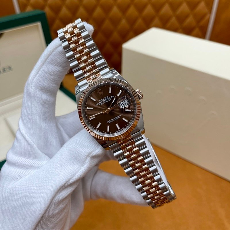 P5900 - m126231-0043