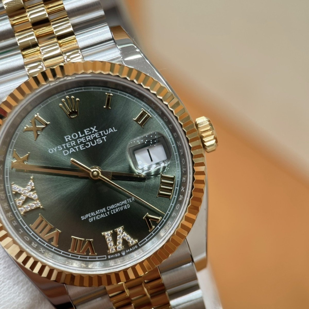 P5900 - m126233-0025