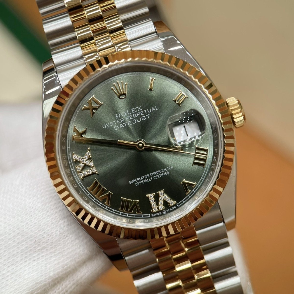 P5900 - m126233-0025