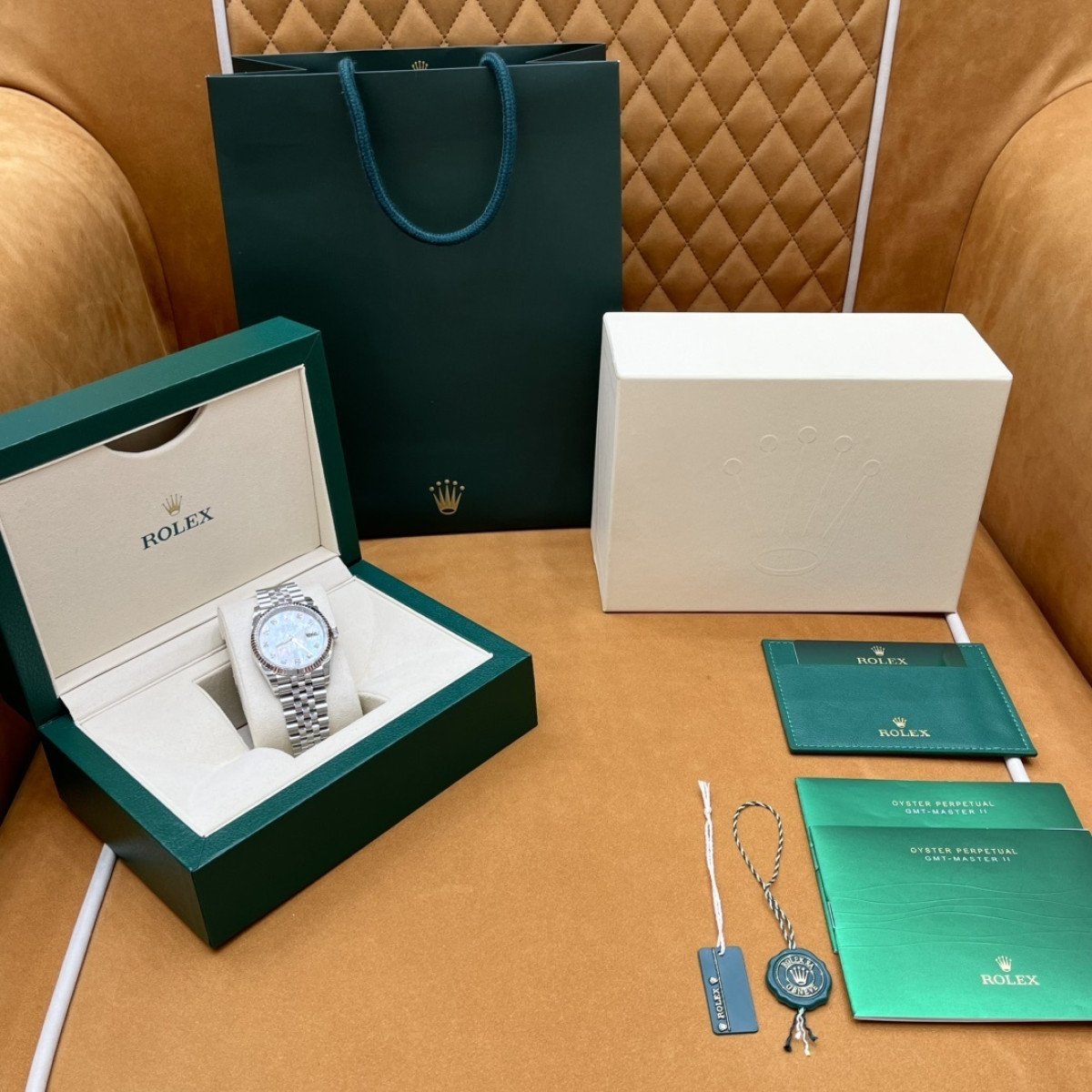 P5900 - m126234-0019