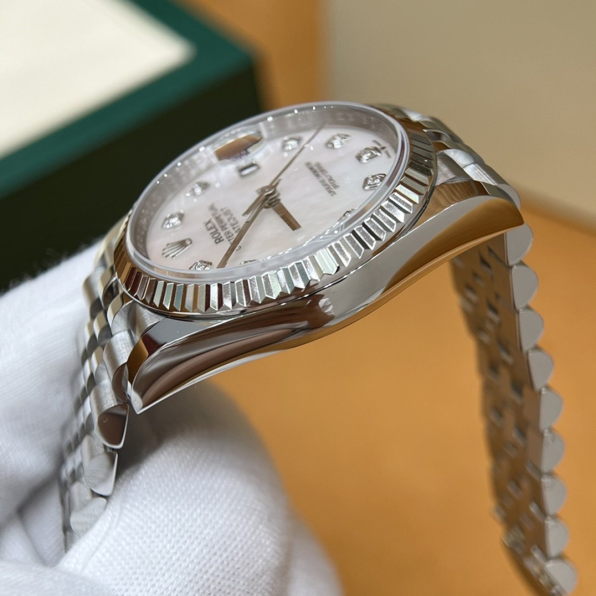 P5900 - m126234-0019