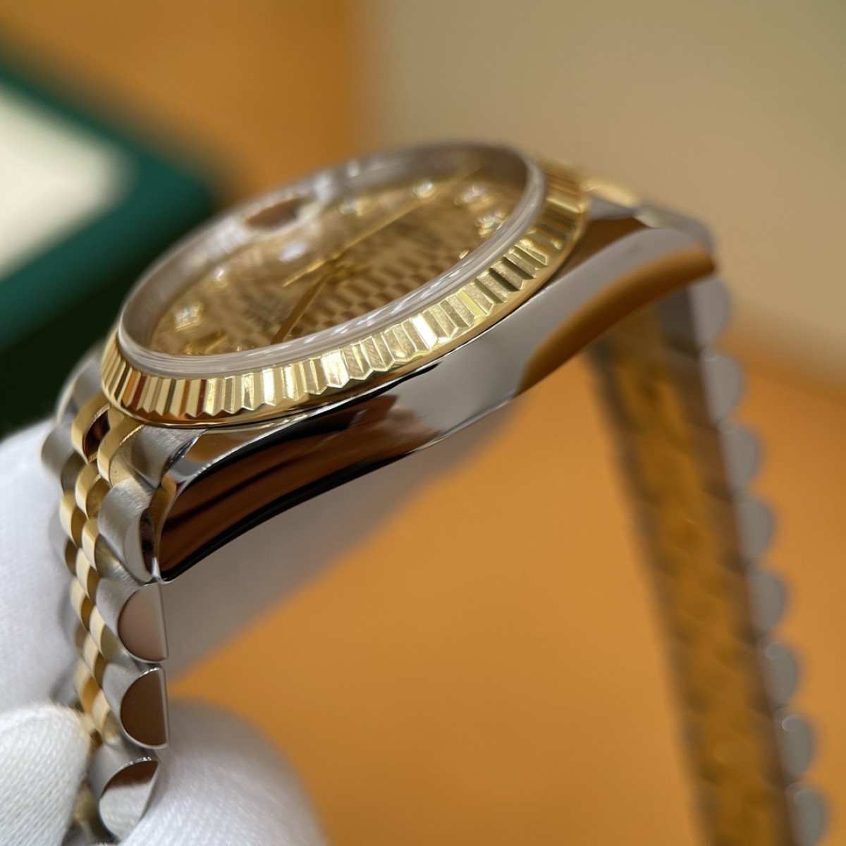 P6000 - M126233-0039（36mm）