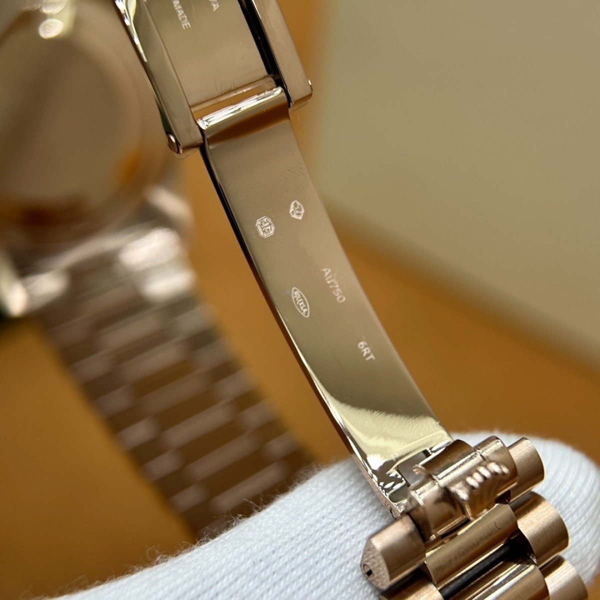 P6000 - M128235-0075